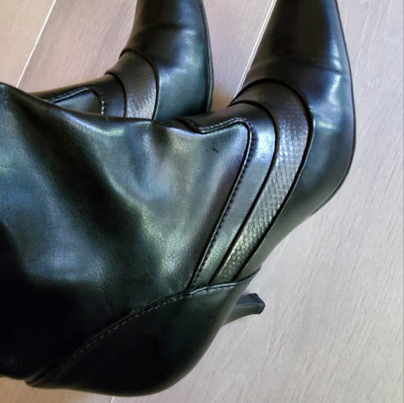 Leather boot - Picture 4 of 11